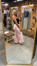 Load image into Gallery viewer, Relaxed Pink Pants
